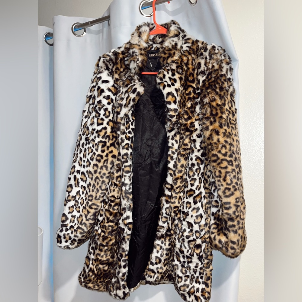 Cheetah Print Coat 🐆